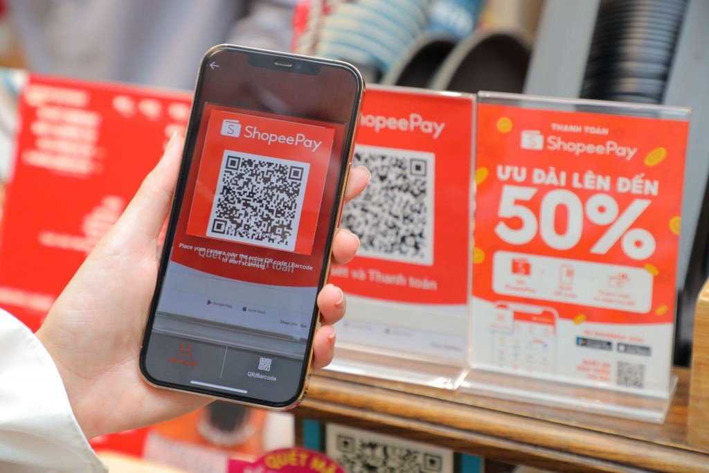 Bí quyết nâng tầm phong cách công sở với ưu đãi từ Shopee Scan & Pay