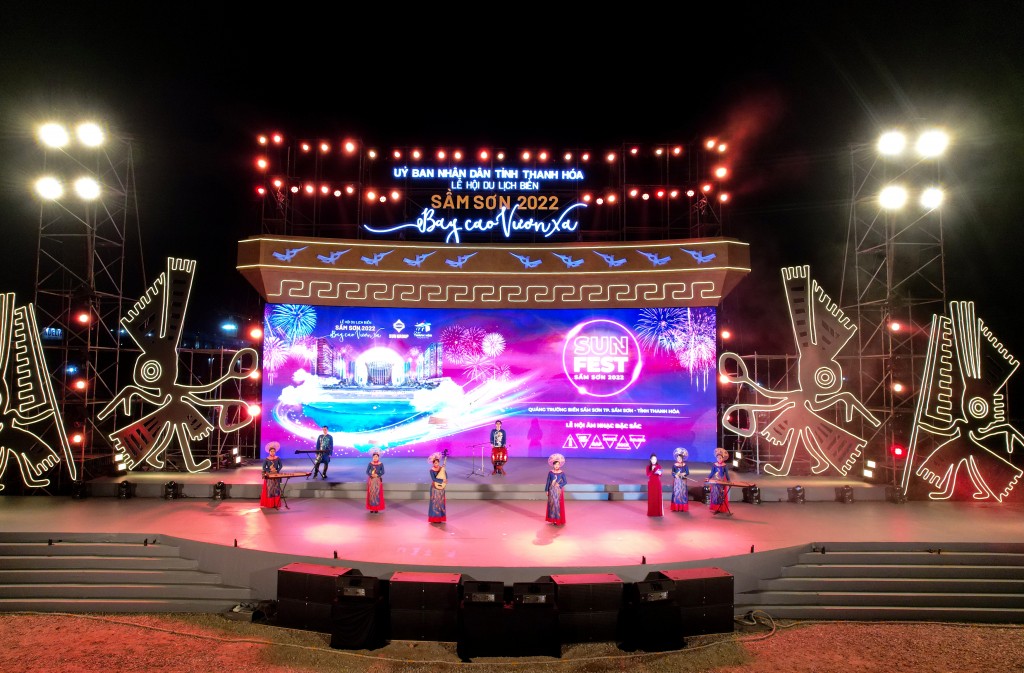 Sun Fest đang tạo nên một làn sóng nghệ thuật mỗi Thứ Bảy cuối tuần tại Sầm Sơn, Thanh Hóa
