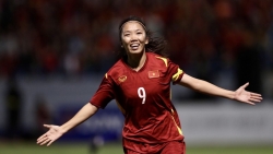 FE CREDIT thưởng nóng 3 tỷ đồng đội tuyển bóng đá nữ Việt Nam