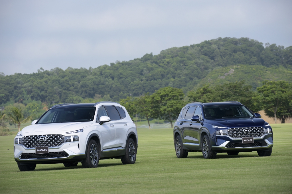  Hyundai Santa Fe thế hệ mới được giới thiệu vào giữa tháng 5 cũng ghi nhận con số ấn tượng