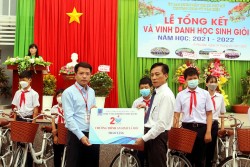 KĐN tặng 100 xe đạp cho học sinh hiếu học Bà Rịa - Vũng Tàu