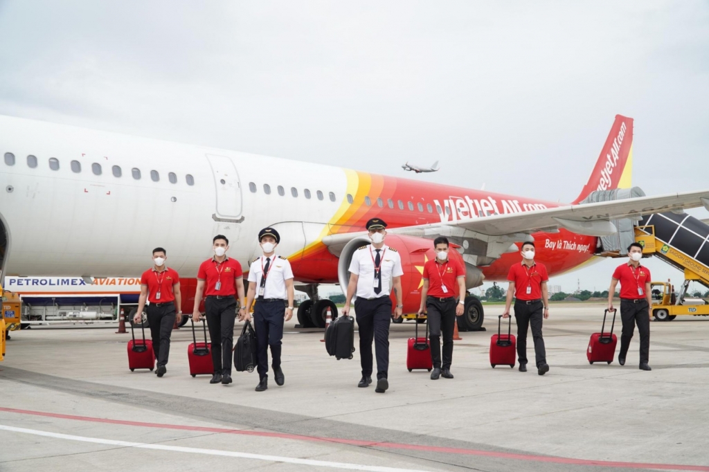 Vietjet tặng triệu mã giảm 77% và miễn phí 15kg hành lý bay từ Hà Nội đi khắp Việt Nam