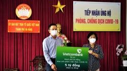 Vietcombank ủng hộ 5 tỷ đồng cùng Đà Nẵng đẩy lùi Covid-19
