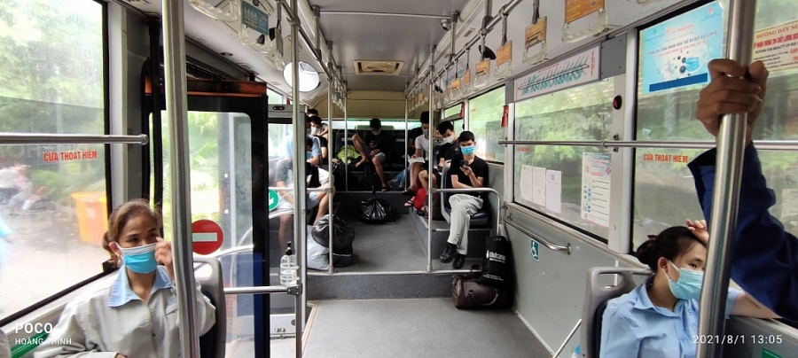 Xe buýt Transerco đón hơn 200 công dân F1 hết cách ly trở về nhà