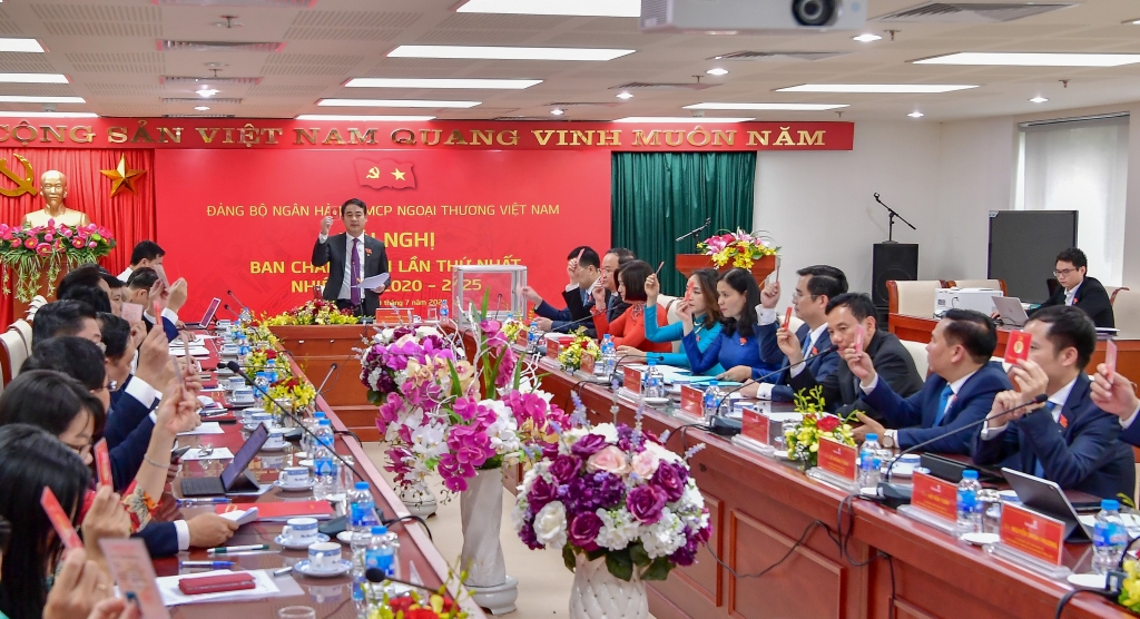 Ban thường vụ Đảng ủy Vietcombank đã tổ chức họpBan thường vụ Đảng ủy Vietcombank đã tổ chức họp