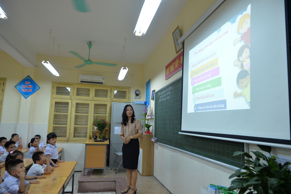 Sữa học đường nhân đôi niềm vui đến trường của trẻ trong năm học mới