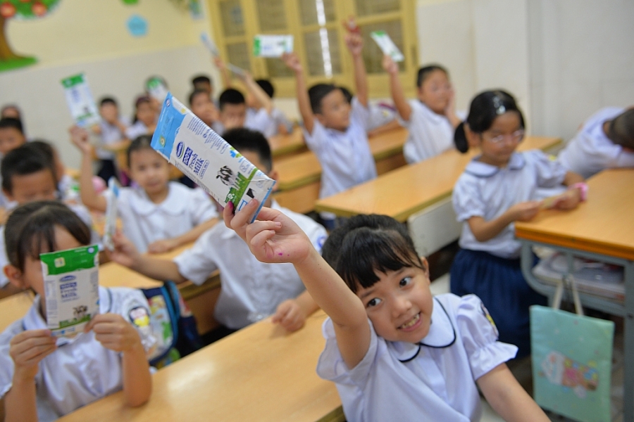 Sữa học đường nhân đôi niềm vui đến trường của trẻ trong năm học mới