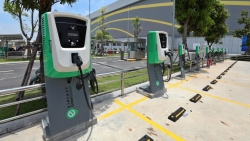 Viễn cảnh tương lai xanh sắp thành hiện thực với hơn 40.000 cổng sạc xe điện VinFast