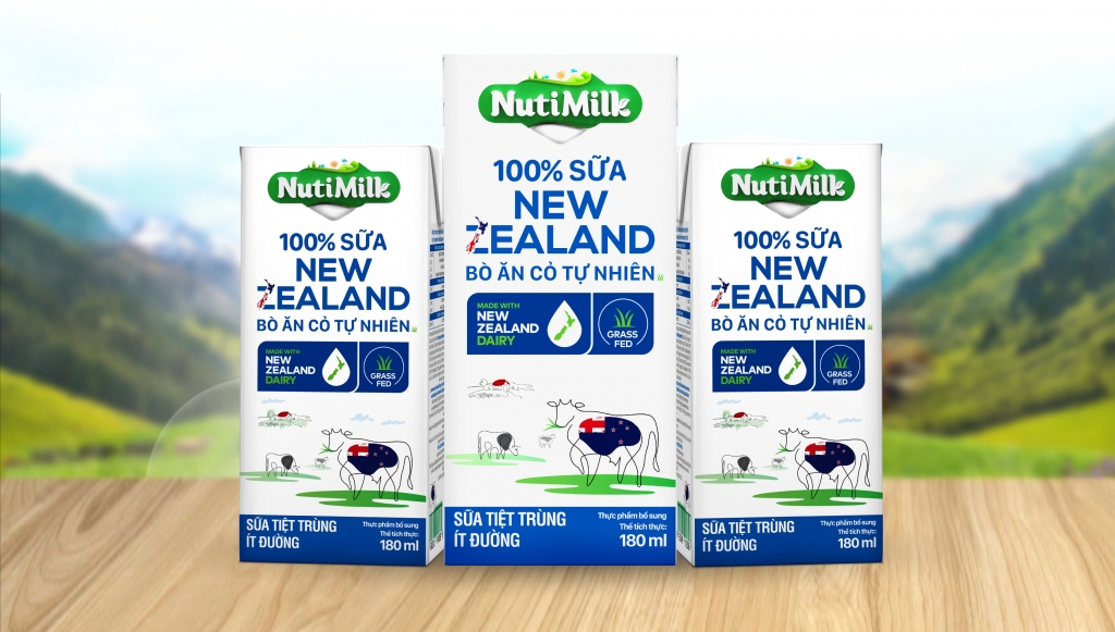 Nutifood giảm 50% đối với sản phẩm  NutiMilk 100% Sữa New Zealand Bò Ăn Cỏ Tự Nhiên Ít Đường