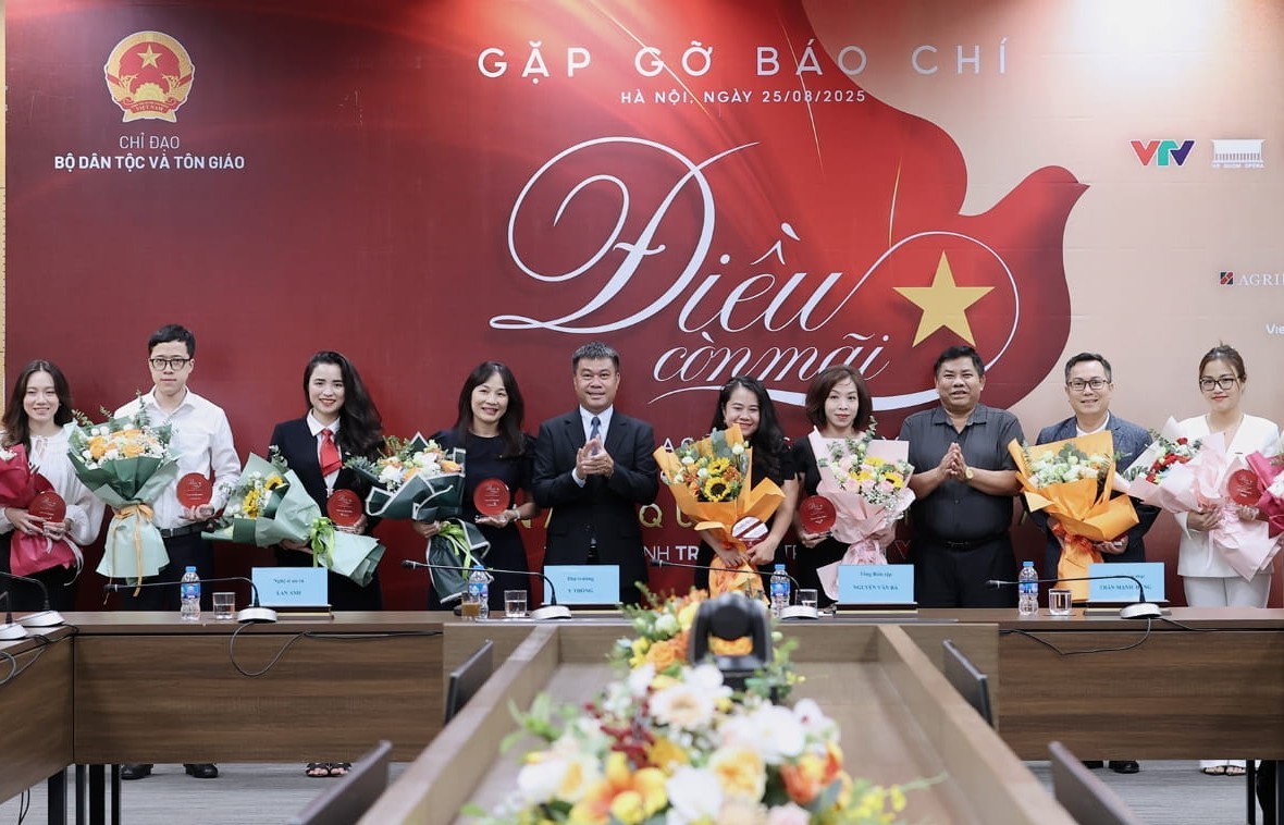 Vietcombank đồng hành cùng Hoà nhạc quốc gia "Điều còn mãi" 2025