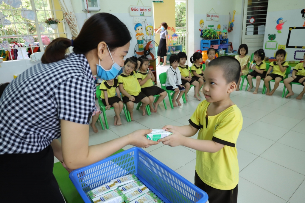Nỗ lực chăm sóc dinh dưỡng vì sự phát triển của trẻ em trên toàn cầu