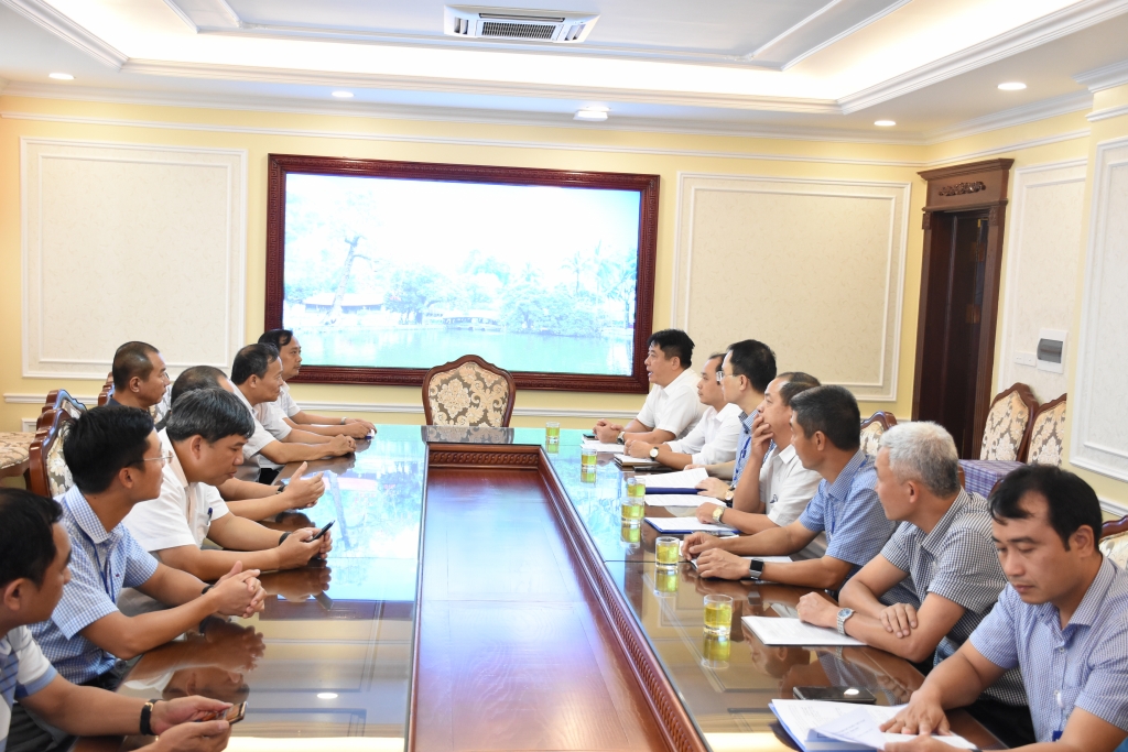 EVNHANOI làm việc cùng ban lãnh đạo Cung Văn hóa Lao động Hữu nghị Việt Xô