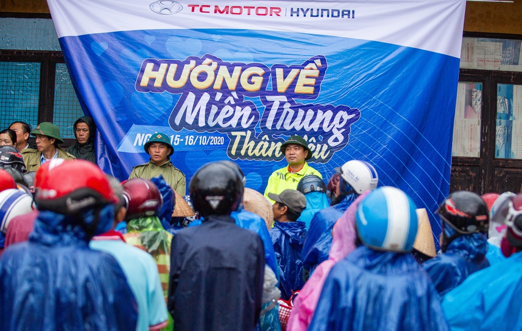 TC MOTOR - Hướng về miền Trung thân yêu