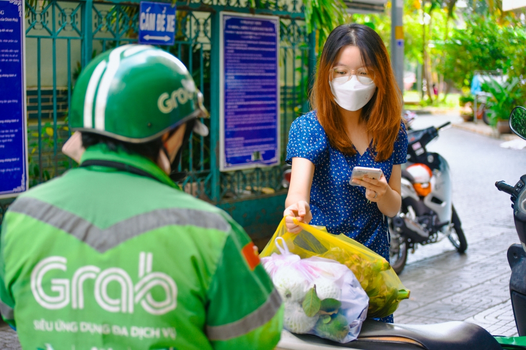 Người dân tại TP HCM có thể đặt mua các sản phẩm nông sản, thực phẩm đạt tiêu chuẩn chất lượng