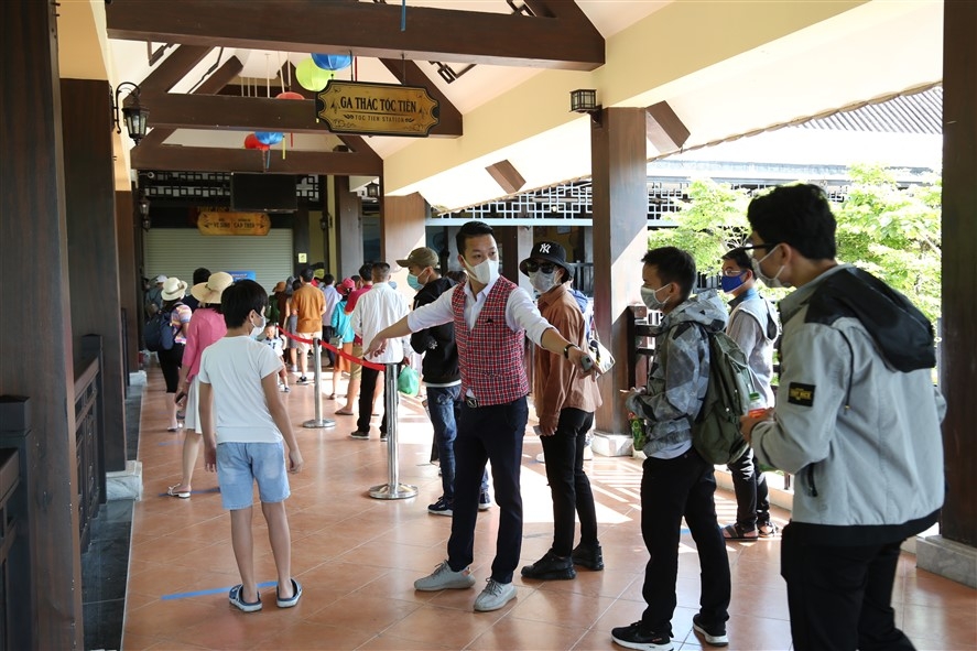 Đón khách với quy trình chặt chẽ, Ba Na Hills giúp du khách an tâm du ngoạn