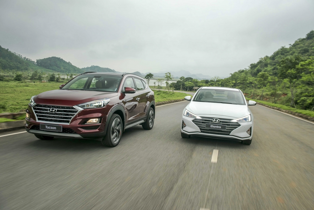 Doanh số Hyundai Tucson và Hyundai Santa Fe