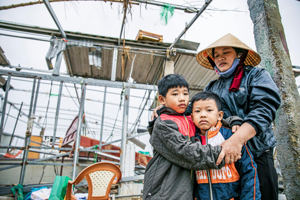 18. Generali cũng tài trợ cho chương trình của Qũy nhi đồng liên hợp quốc Unicef nhằm hỗ trợ cho các trẻ em và phụ nữ bị tổn thương tâm lý do ảnh hưởng của đợt bão lũ vừa qua