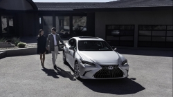 Lexus ES và GX phiên bản mới 2022 chính thức có mặt tại Việt Nam
