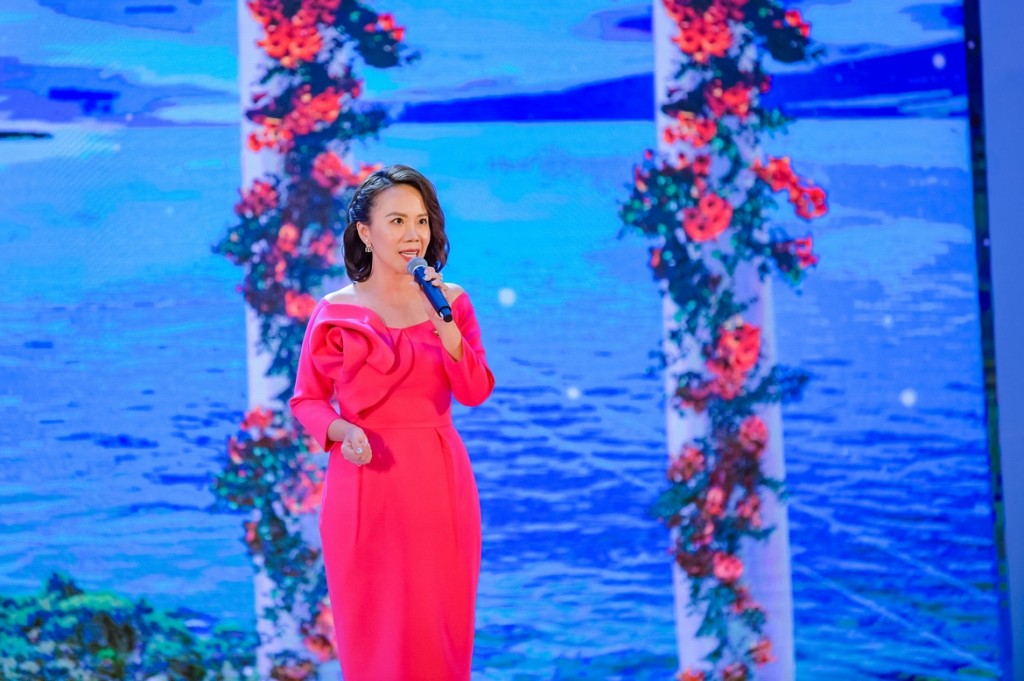 Bà Nguyễn Ngọc Thúy Linh - Tổng Giám đốc Sun Property có phát biểu “truyền lửa” tại sự kiện