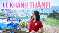 Trẻ em Nà Bó, Hà Giang hạnh phúc trong lễ khánh thành điểm trường mới