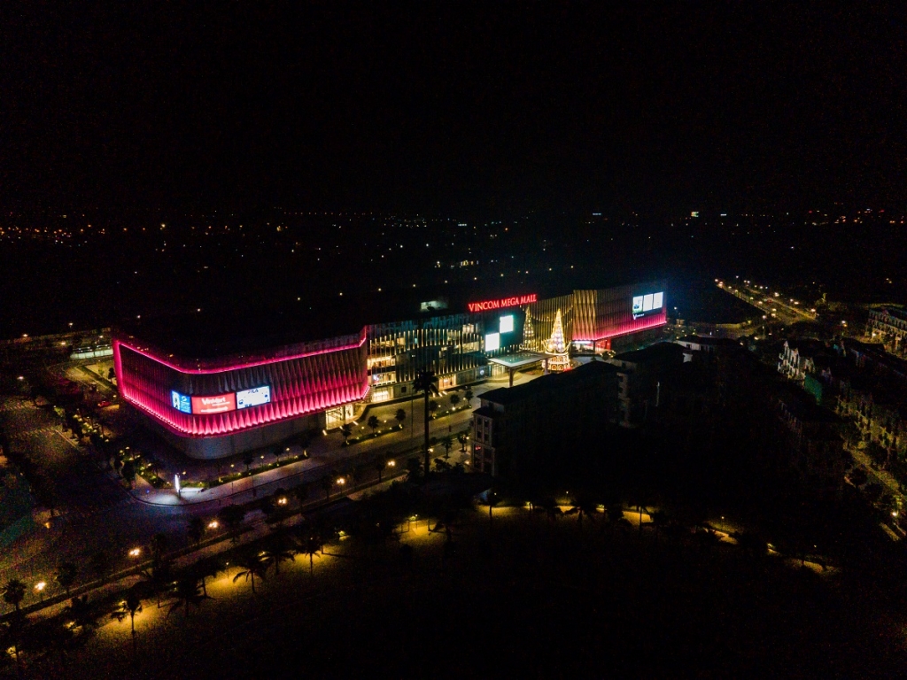 Vincom Mega Mall Ocean Park tung  “bão” quà tặng trị giá gần 20 tỷ đồng dịp khai trương