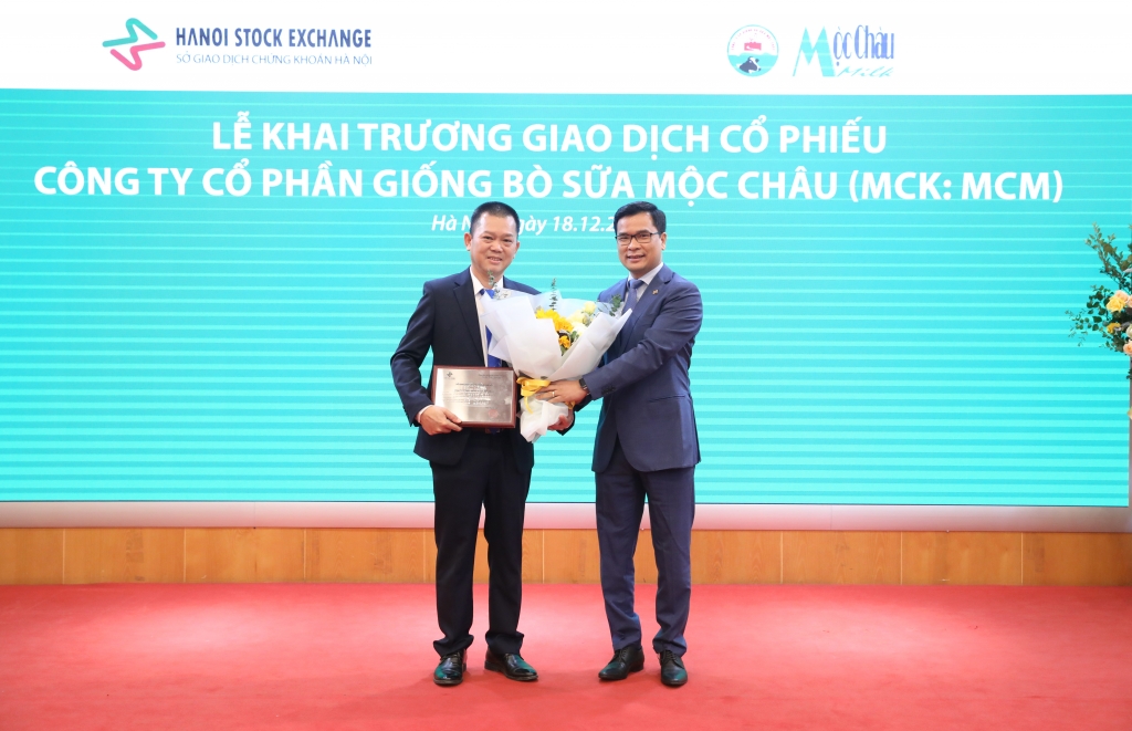 Mộc Châu Milk nhận chứng nhận khi lên sàn