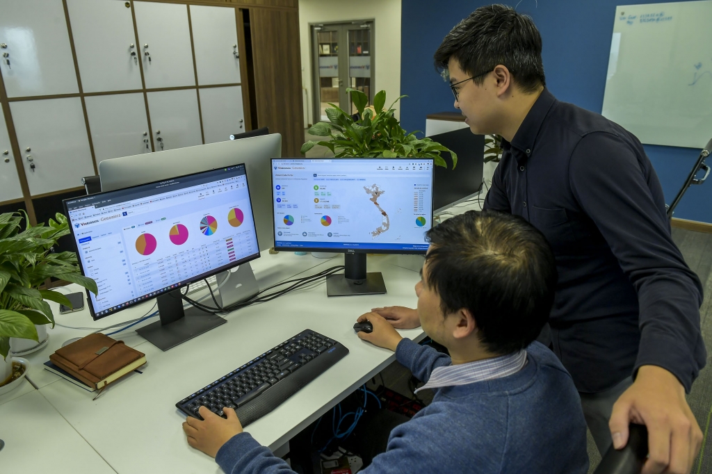 Các chuyên gia của VinBigdata trao đổi về giải mã gene và xây dựng hệ thống phân tích dữ liệu y sinh
