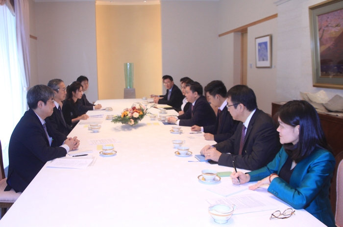 Buổi làm việc song phương giữa Chủ tịch HĐQT VietinBank Lê Đức Thọ cùng đoàn công tác với Đại sứ Nhật Bản tại Việt Nam