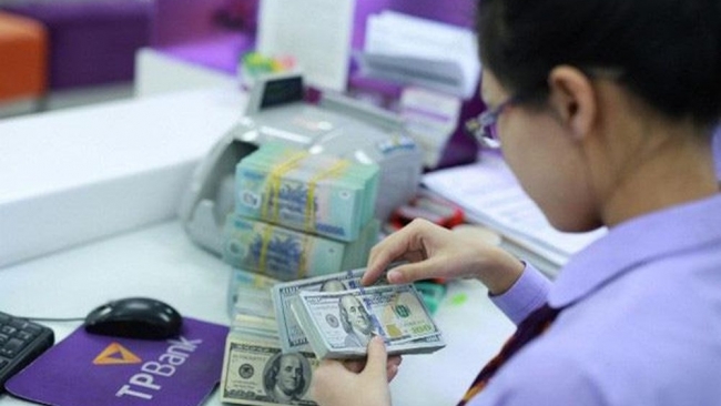 Tỷ giá USD hôm nay 1/1: Giảm trong ngày đầu năm 2021