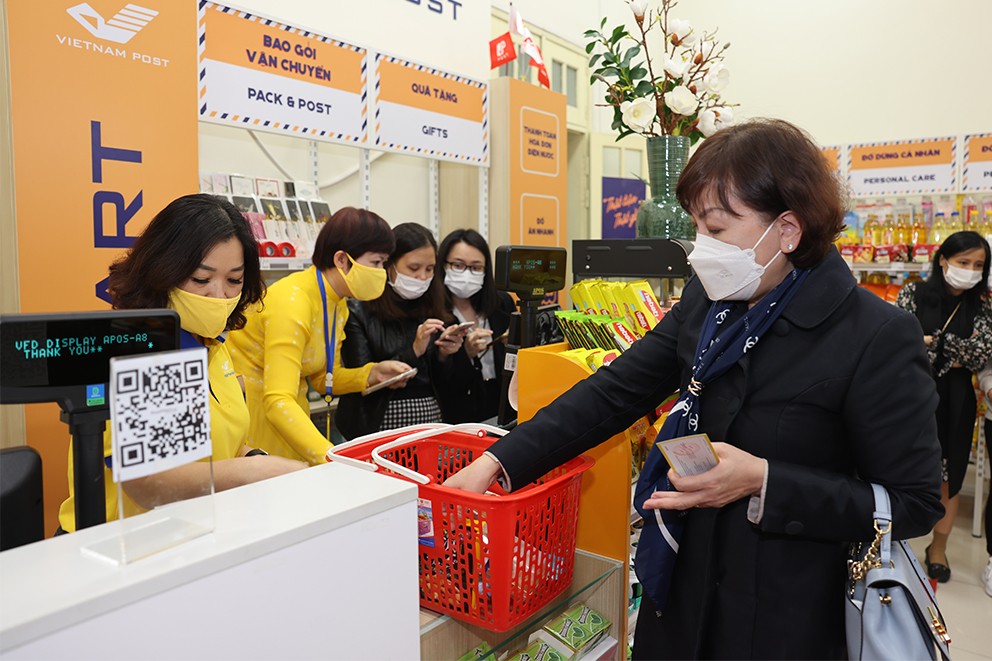 Postmart Lê Thạch đón khách hàng trải nghiệm gian hàng Nhật Bản