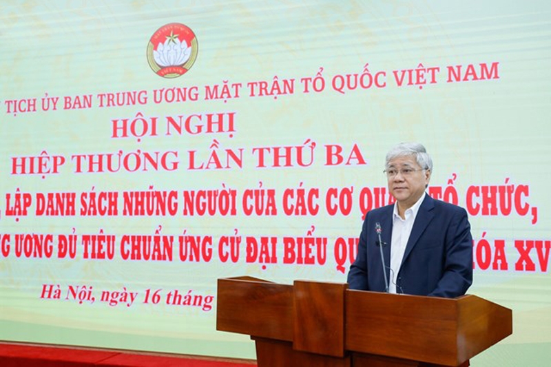 Bí thư Trung ương Đảng, Chủ tịch UBTƯ MTTQ Việt Nam Đỗ Văn Chiến phát biểu tại Hội nghị.