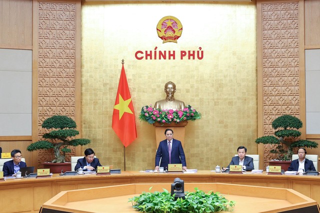 Phiên họp tập trung thảo luận về tình hình kinh tế-xã hội tháng 3, quý I năm 2022, Chương trình phục hồi và phát triển kinh tế-xã hội và một số nội dung quan trọng khác - Ảnh: VGP/Nhật Bắc