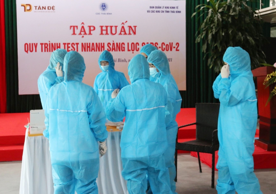 Tân Đệ test nhanh SARS-CoV-2 cho công nhân là F2, F3