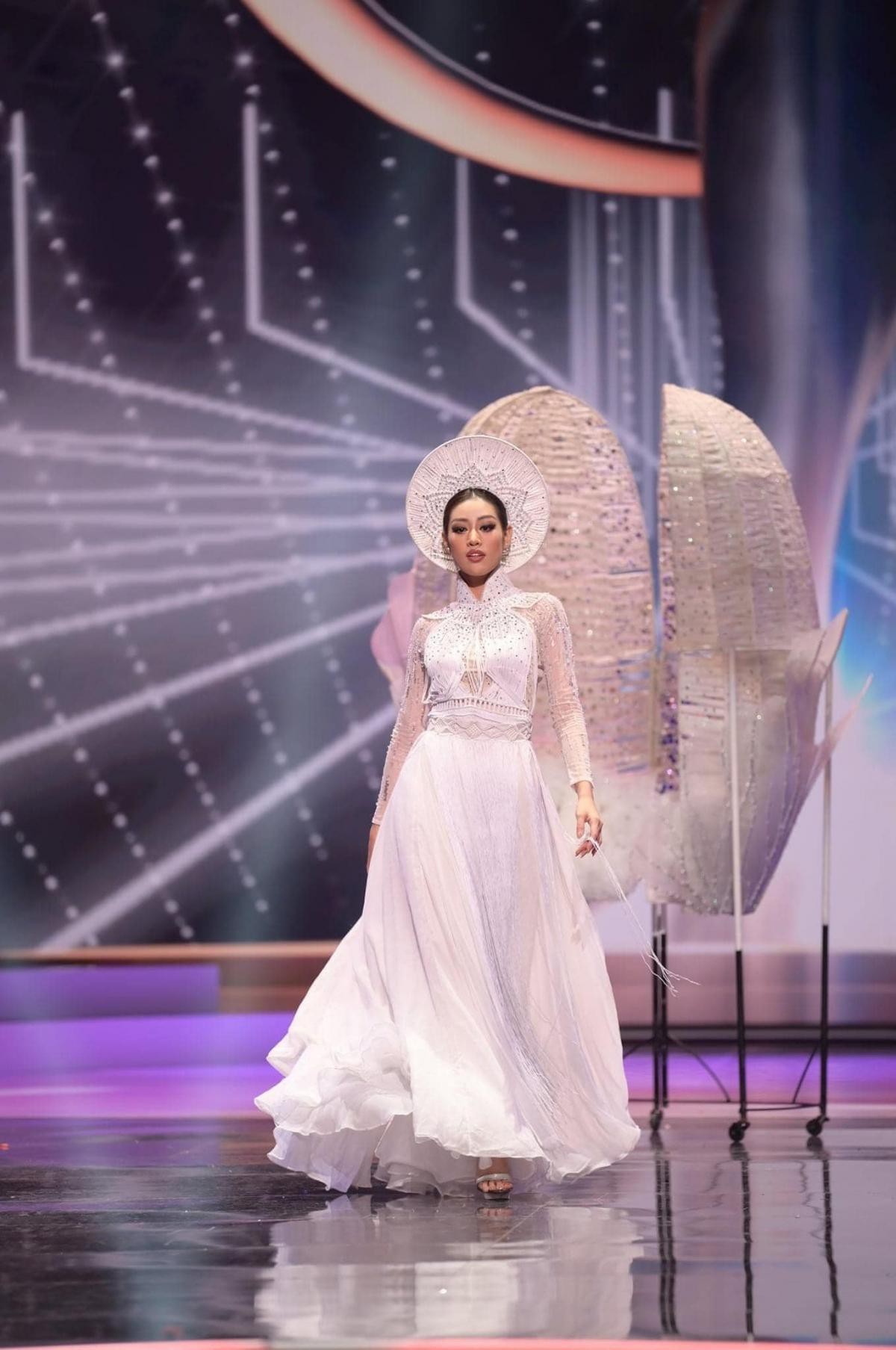 Hành trình ấn tượng tới Top 21 của Khánh Vân tại Miss Universe 2020 ảnh 15