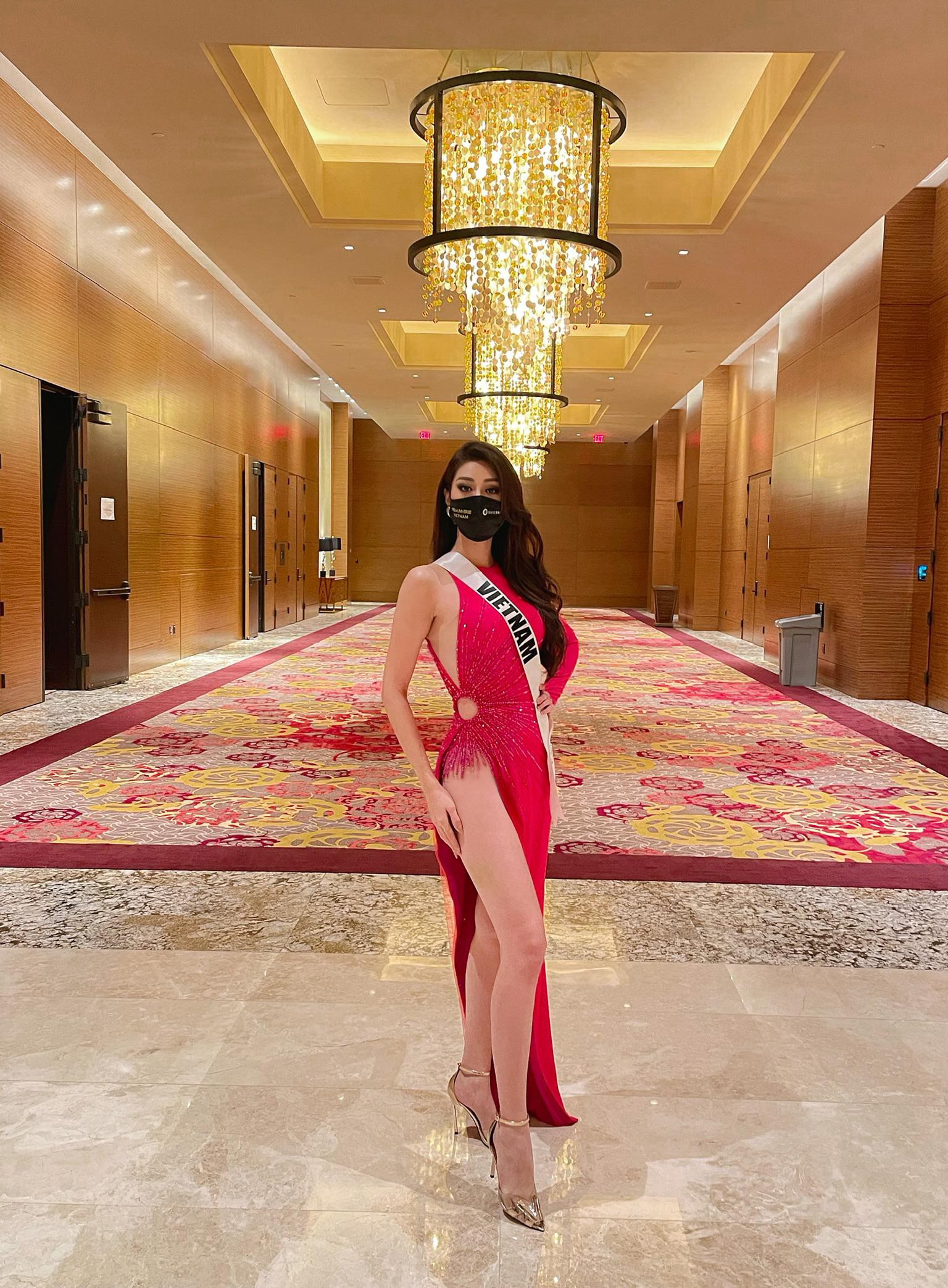 Hành trình ấn tượng tới Top 21 của Khánh Vân tại Miss Universe 2020 ảnh 9