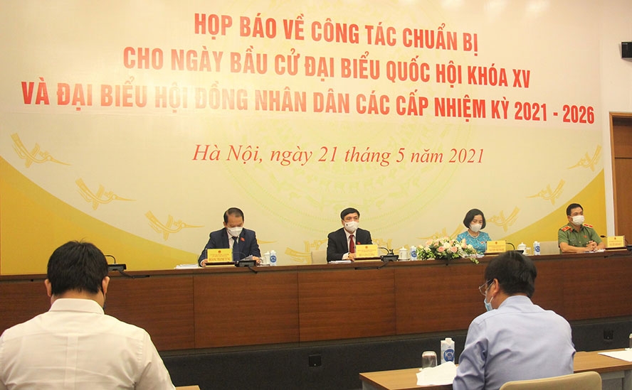 Quang cảnh họp báo.