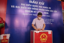 Quận Đống Đa: Cử tri phường Phương Liên nô nức tham gia bỏ phiếu bầu cử