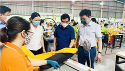 Tăng cường tháo gỡ khó khăn cho khách hàng vay vốn trong bối cảnh dịch Covid-19