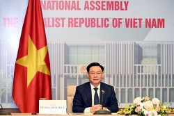 Chủ tịch Quốc hội Vương Đình Huệ đề nghị Trung Quốc tăng nhập hàng Việt Nam