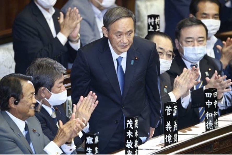 Chánh Văn phòng Nội các của Thủ tướng Nhật Bản Abe Shinzo chính thức trở thành Thủ tướng thứ 99 của Nhật Bản sau cuộc bỏ phiếu tại Quốc hội nước này chiều 16.9. Ảnh: Kyodo.