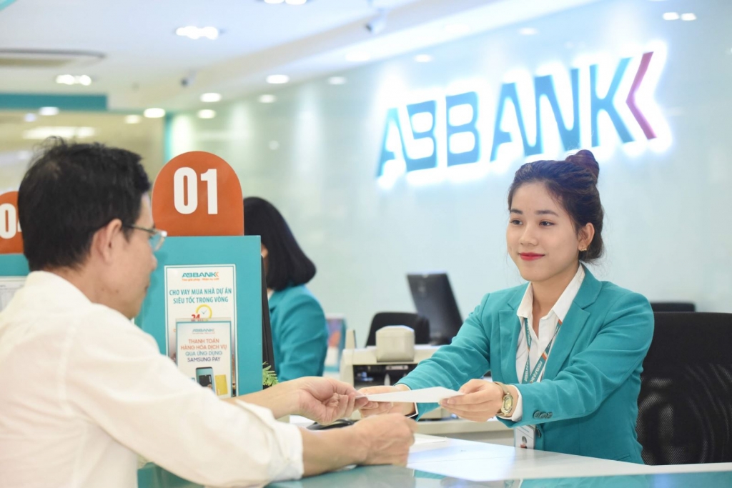 ABBank niêm yết lãi suất tiền gửi hôm nay dao động 0,2% - 7,1%/năm