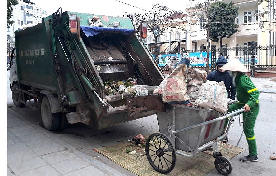 Các quận, huyện, thị xã tự lựa chọn nhà thầu – bước chuyển về thu gom rác thải ở ngoại thành