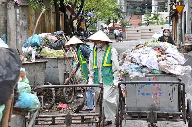 Bài 2: Còn nhiều rào cản khi tính phí rác theo cân