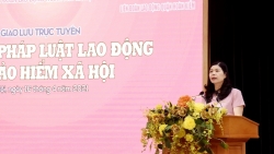 Giải đáp pháp luật và bảo hiểm xã hội cho hơn 300 người lao động quận Hoàn Kiếm