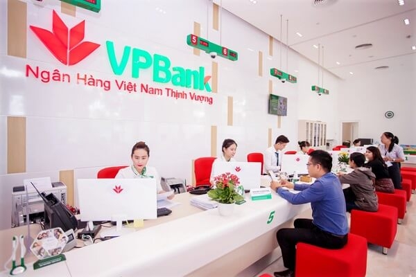 VPBank công bố lãi suất tiền gửi tiết kiệm với mức dưới 300 triệu đồng dao động từ 0,2% - 5,2%/năm