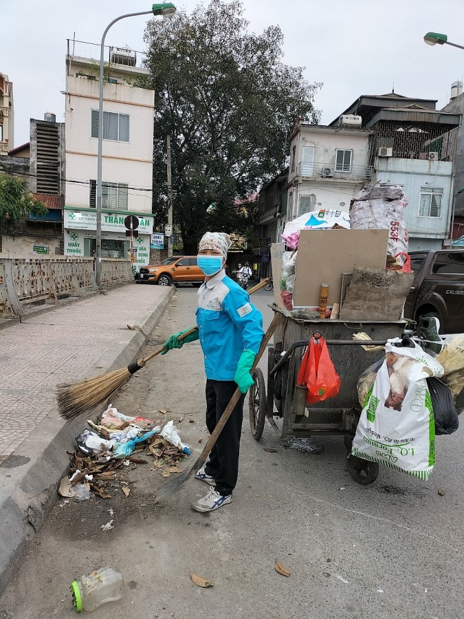 Xử lý dứt điểm nạn xả rác nơi công cộng vì một Thủ đô xanh, sạch, đẹp