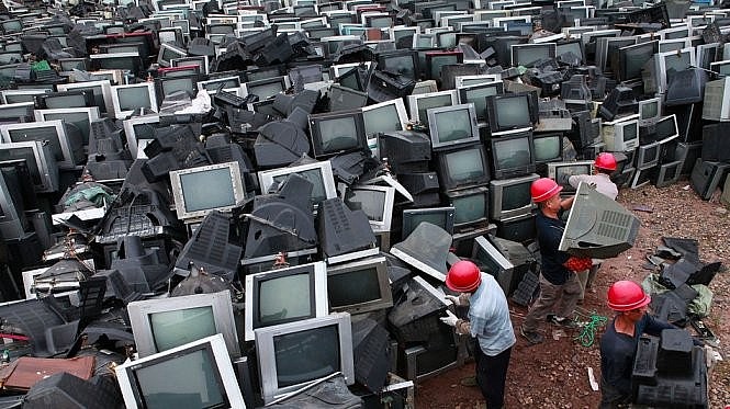 “Cơn sóng thần” rác thải điện tử: Phải quyết liệt xử lý trước khi quá muộn