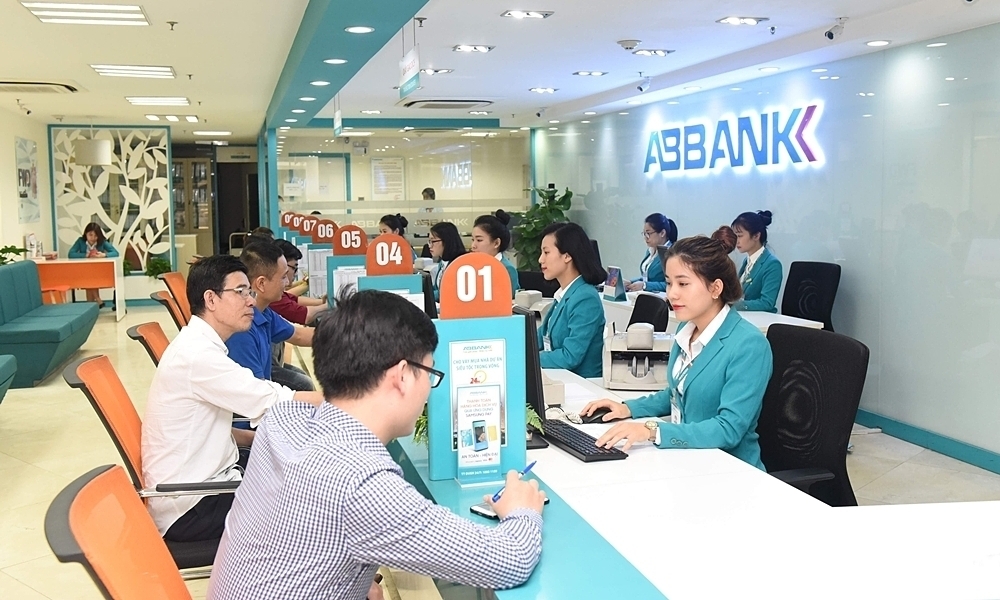 Ngân hàng ABBank niêm yết lãi suất dao động từ 0,2% - 6,3%/năm 