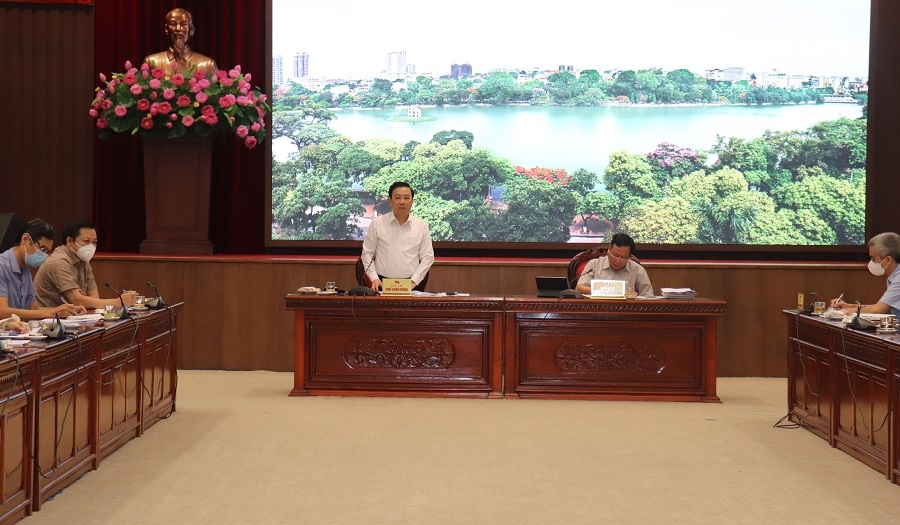 Phó Bí thư Thành ủy Hà Nội Nguyễn Văn Phong phát biểu kết luận hội nghị