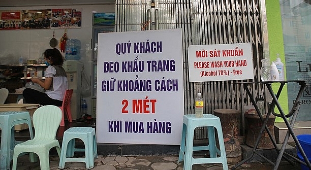 ha noi nhieu cua hang chu dong phong chong dich covid 19